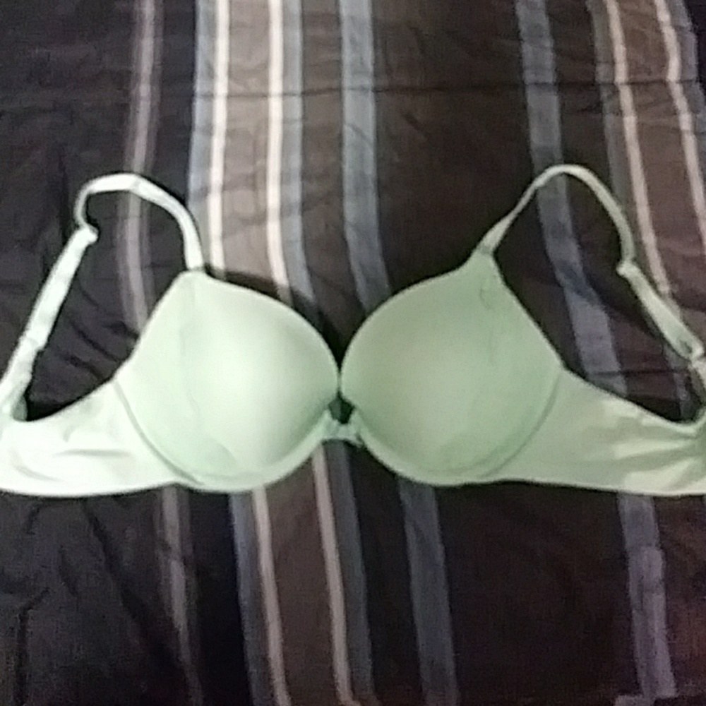 Victoria Secret 34C Bra